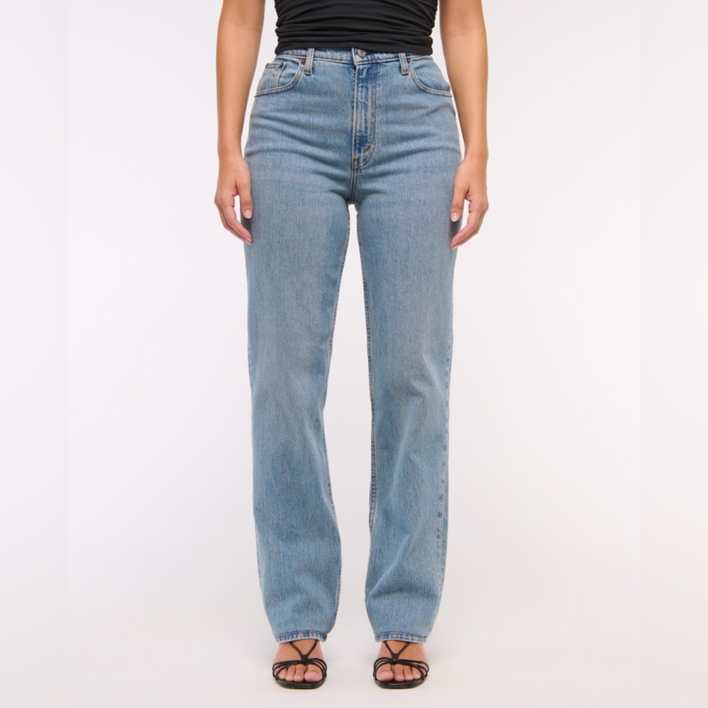 Abercrombie & Fitch Curve Love Ultra High Rise 90s Straight Jean 23 extra short - Picture 3 of 9